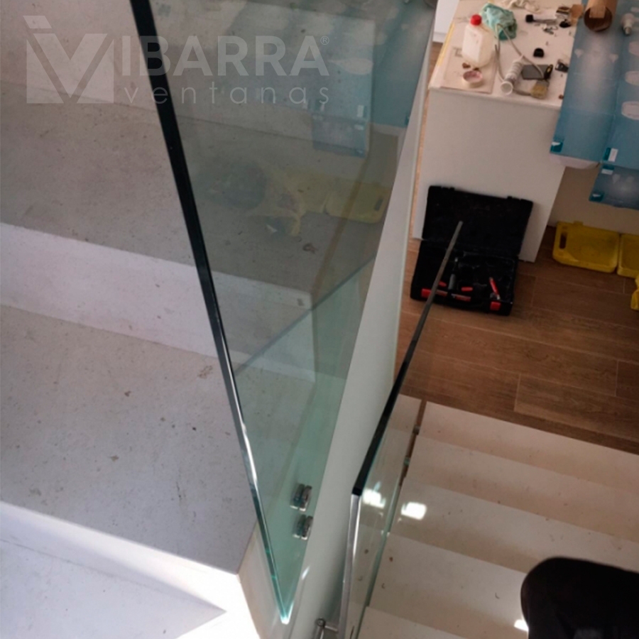 Foto “marca-de-agua-ibarra3”  de la galería Tiro de escalera | Ibarra Ventanas